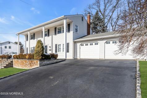 4 Meadowbrook Drive Howell NJ 07731