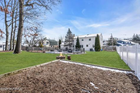 4 Meadowbrook Drive Howell NJ 07731