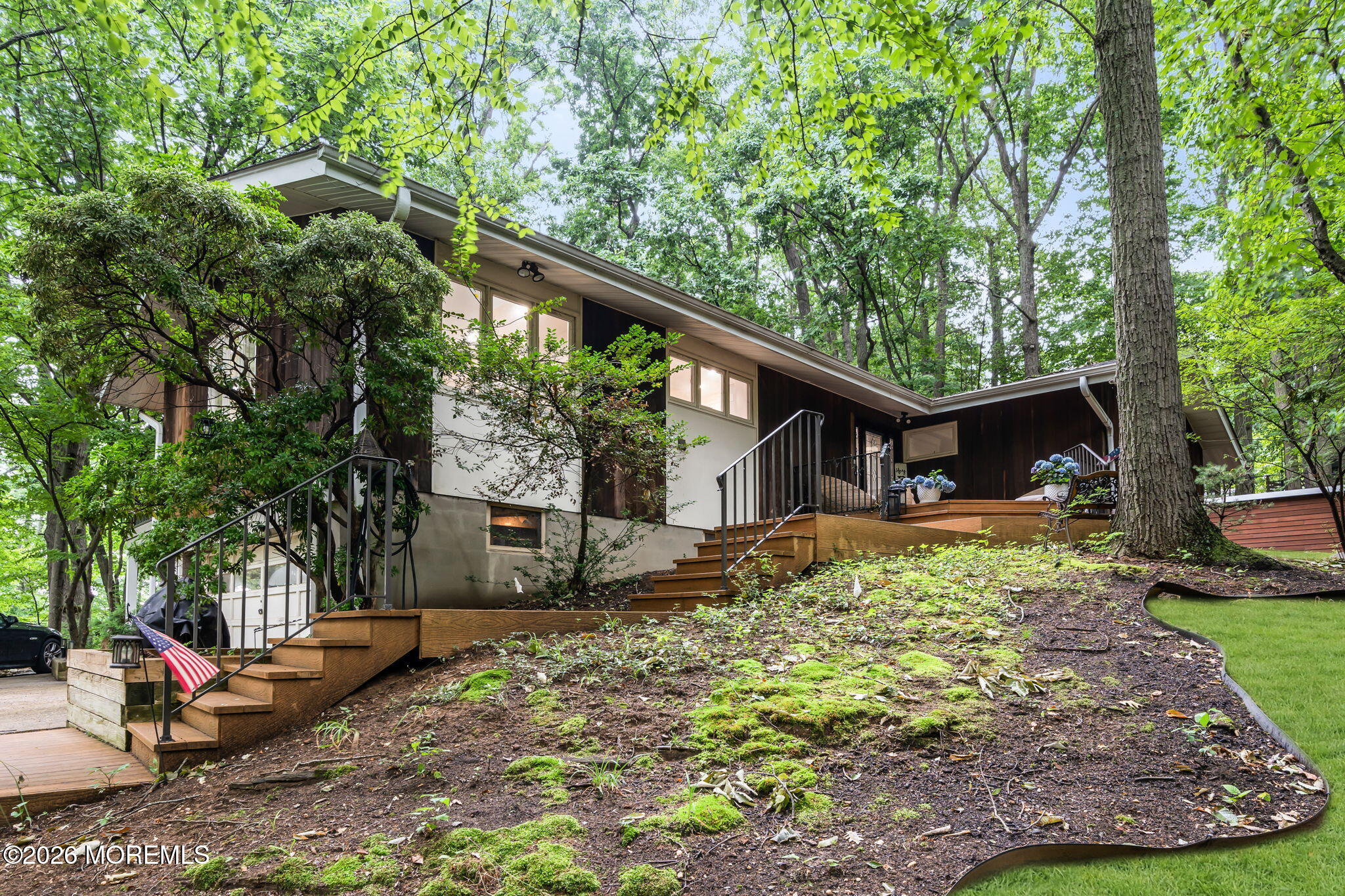 12 Georjean Drive Holmdel NJ 07733