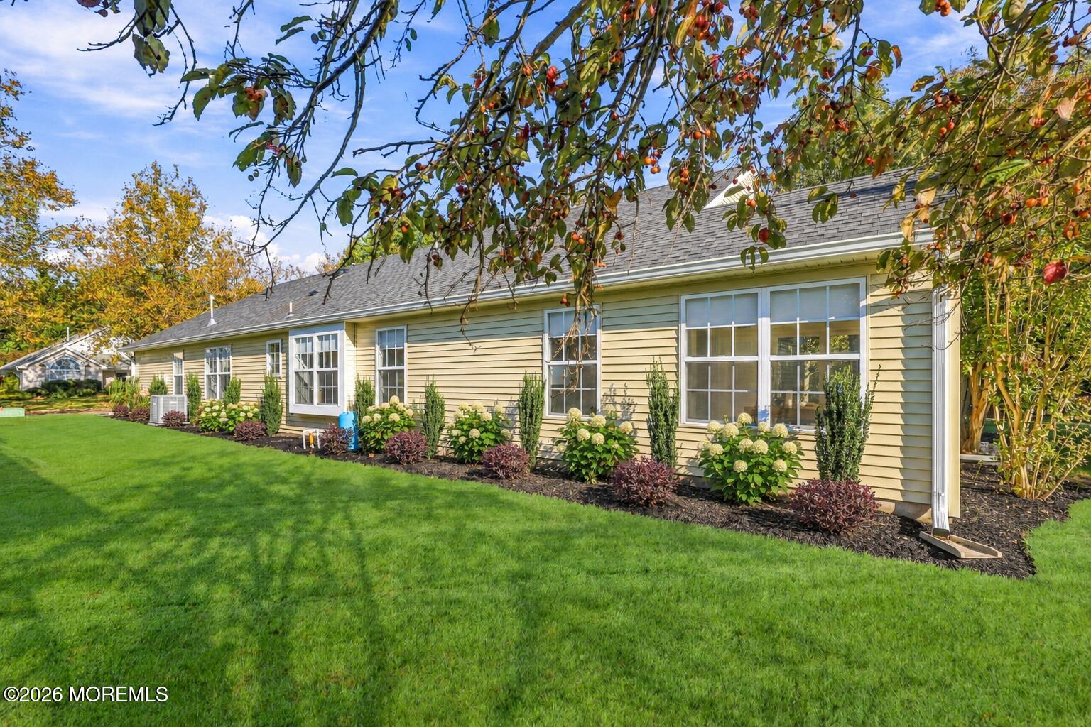 6 Round Valley Court Lakewood NJ 08701