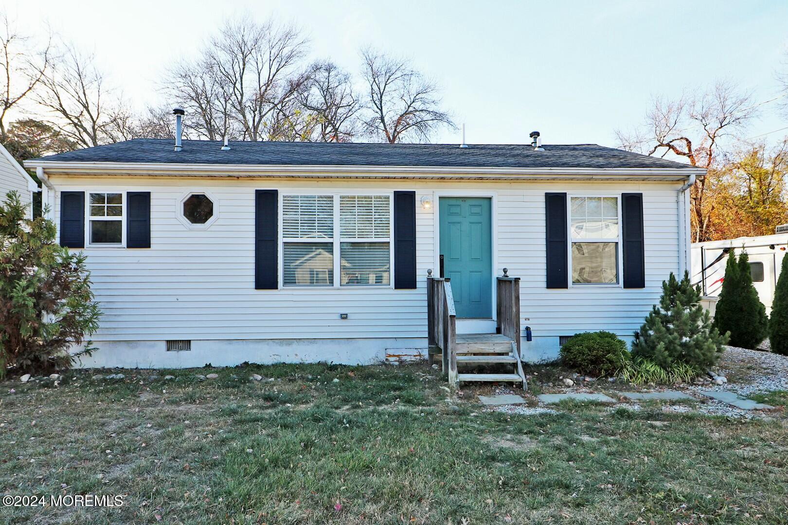 302 Parisen Avenue Bayville NJ 08721