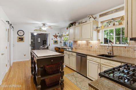 2 Maiden Lane Toms River NJ 08753