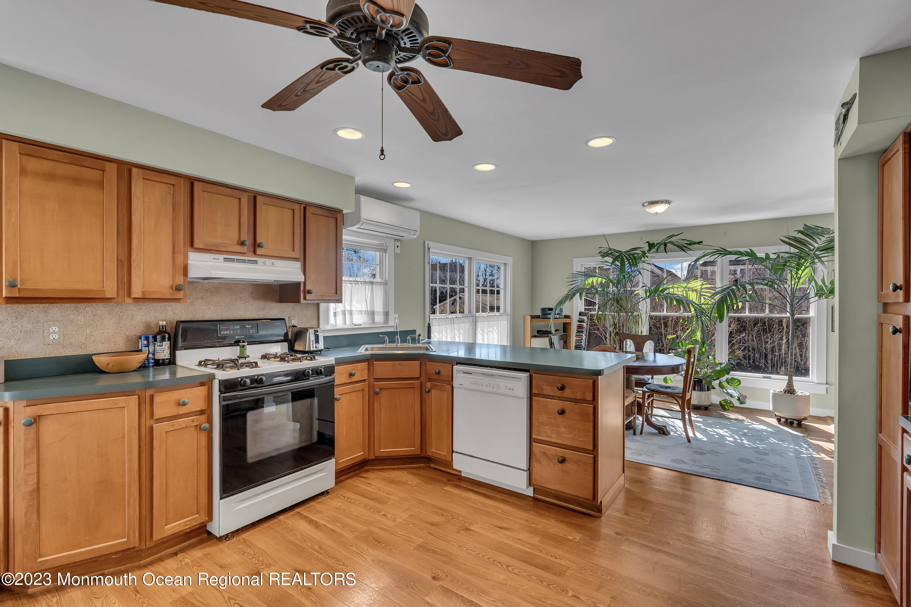 811 Claridge Drive Spring Lake NJ 07762