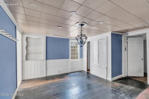 8 Church Street Middletown NJ 07748