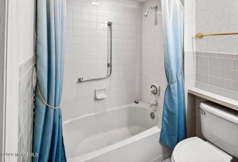 5 Cordoba Court Toms River NJ 08757