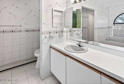 5 Cordoba Court Toms River NJ 08757