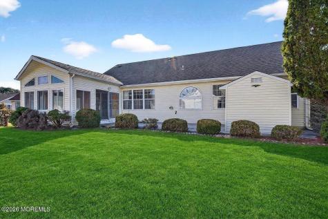 5 Cordoba Court Toms River NJ 08757