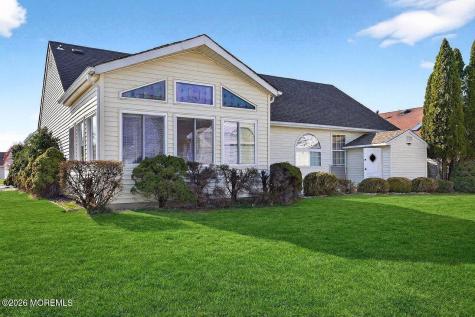 5 Cordoba Court Toms River NJ 08757