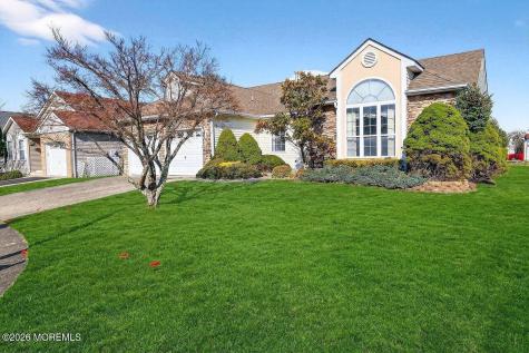 5 Cordoba Court Toms River NJ 08757