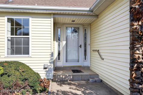 5 Cordoba Court Toms River NJ 08757