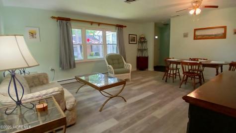 280B Kingston Court Lakewood NJ 08701