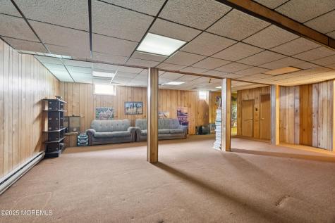 1 Suffolk Way Marlboro NJ 07746
