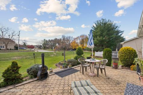 1 Suffolk Way Marlboro NJ 07746