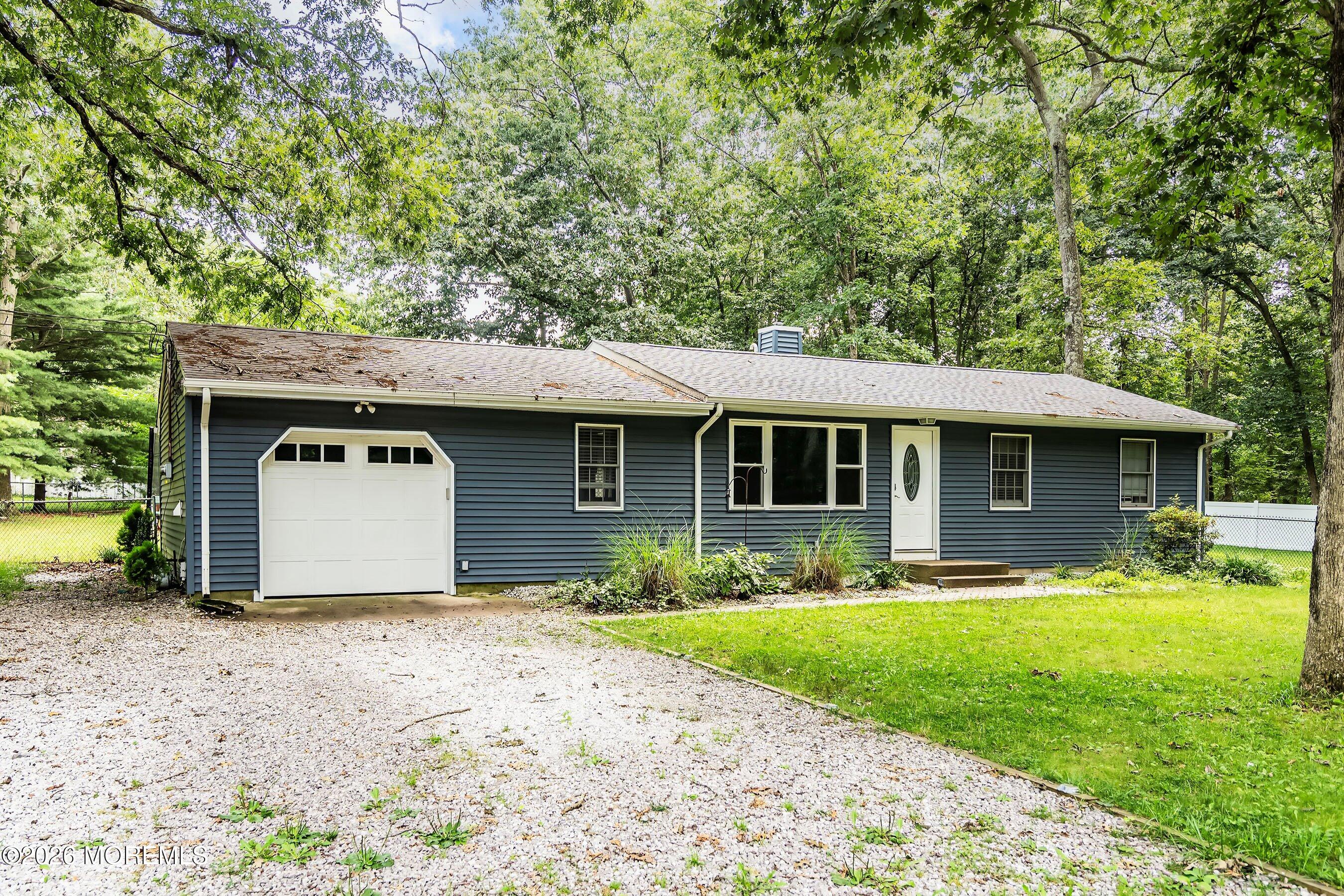 28 Murdock Place Jackson NJ 08527