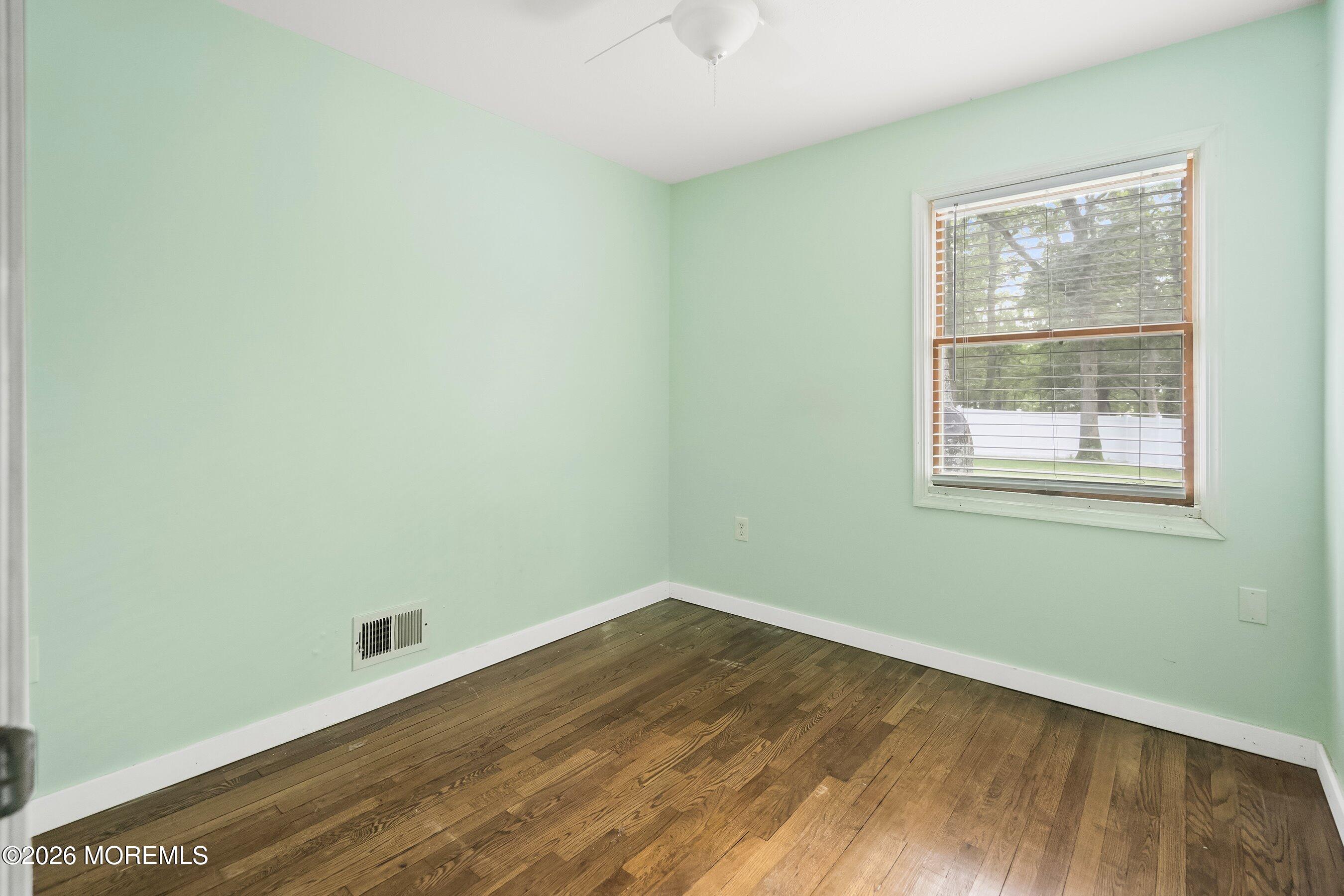 28 Murdock Place Jackson NJ 08527