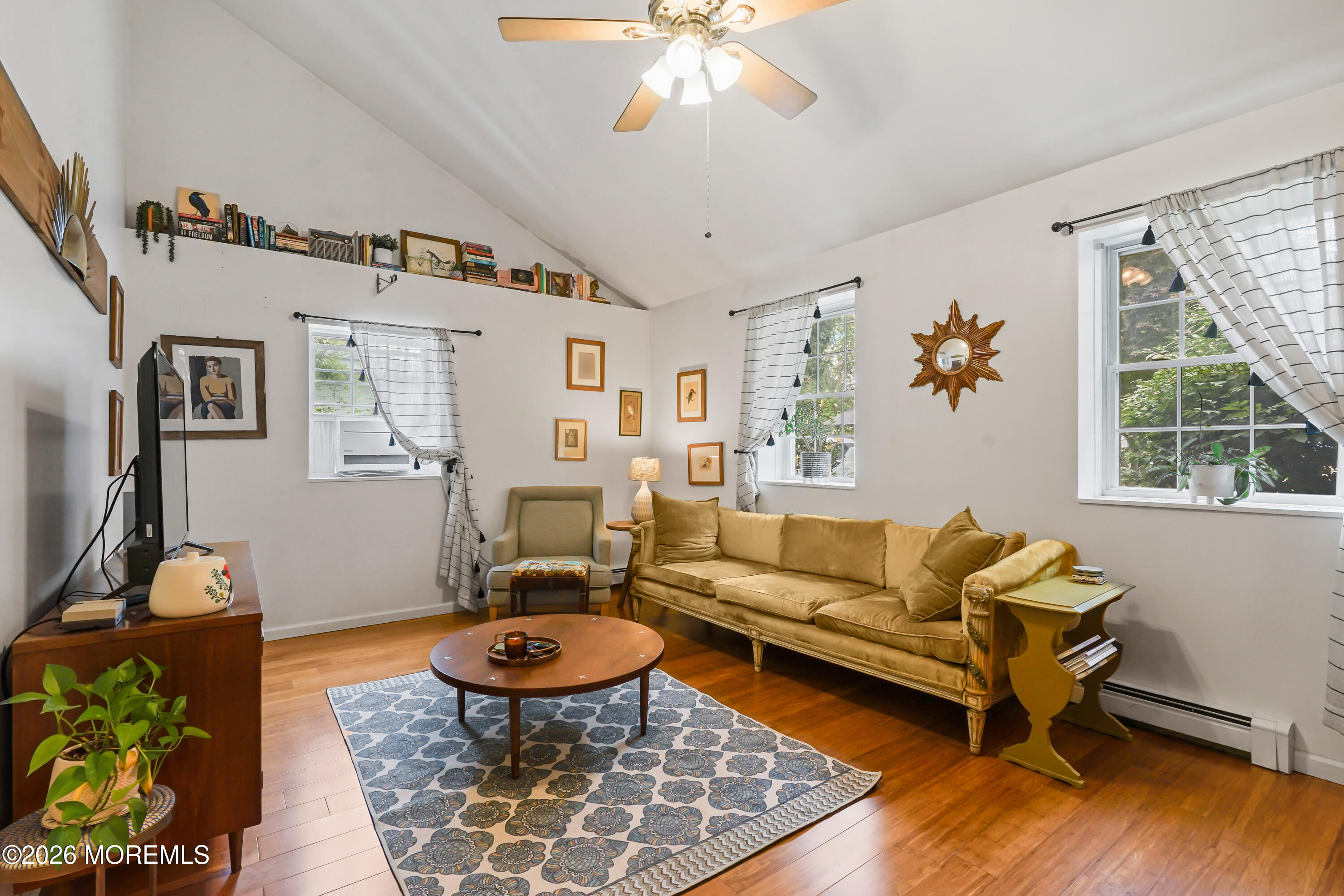318 Capstan Avenue Beachwood NJ 08722