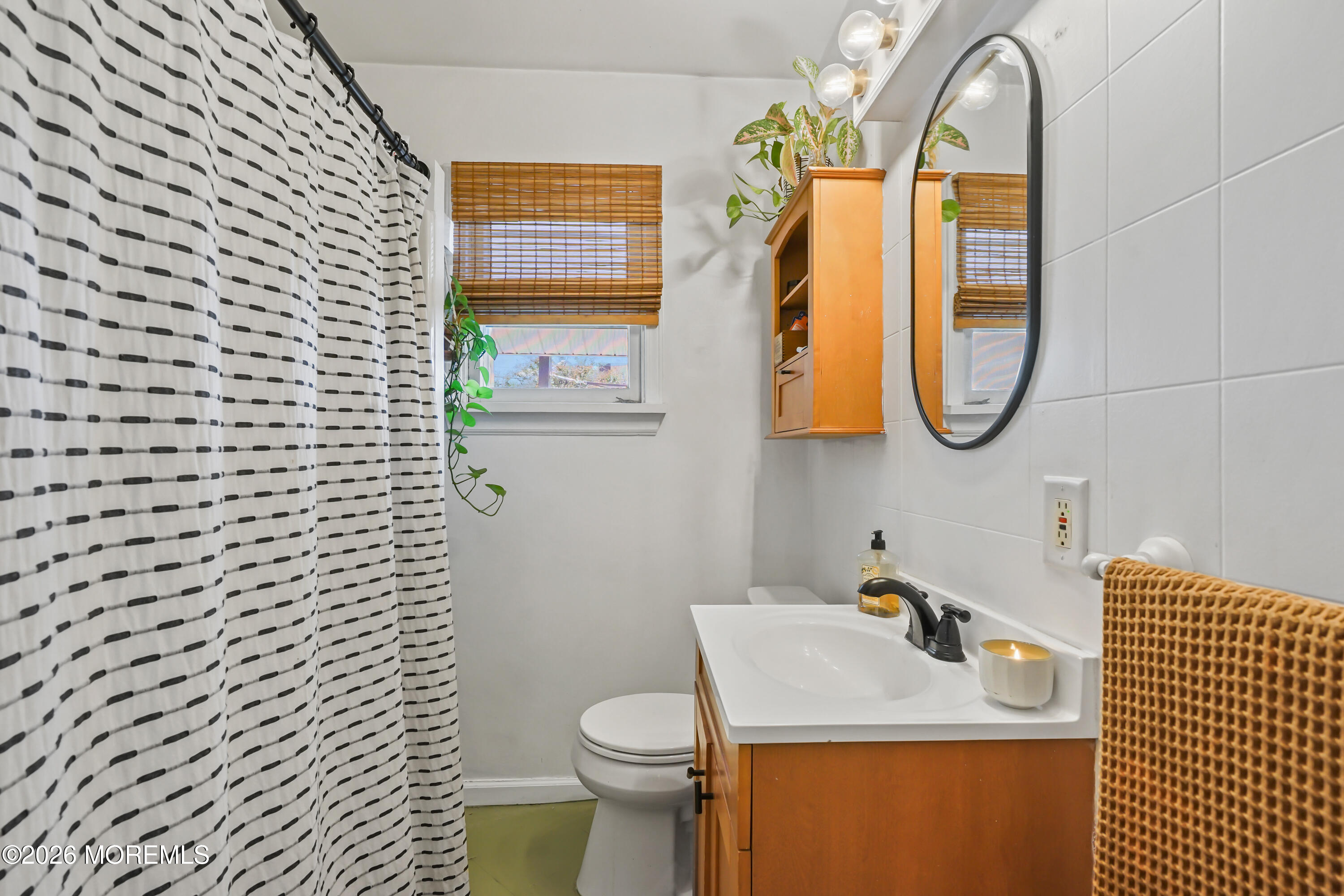 318 Capstan Avenue Beachwood NJ 08722