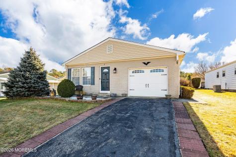 2 Virgin Islands Drive Toms River NJ 08757