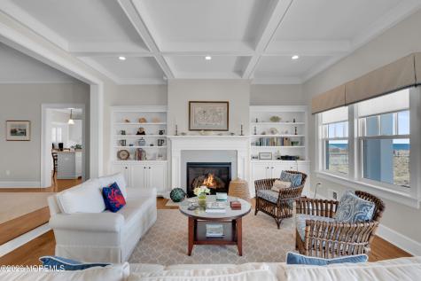 1087 Ocean Avenue Mantoloking NJ 08738