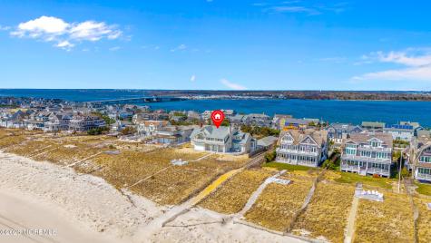 1087 Ocean Avenue Mantoloking NJ 08738