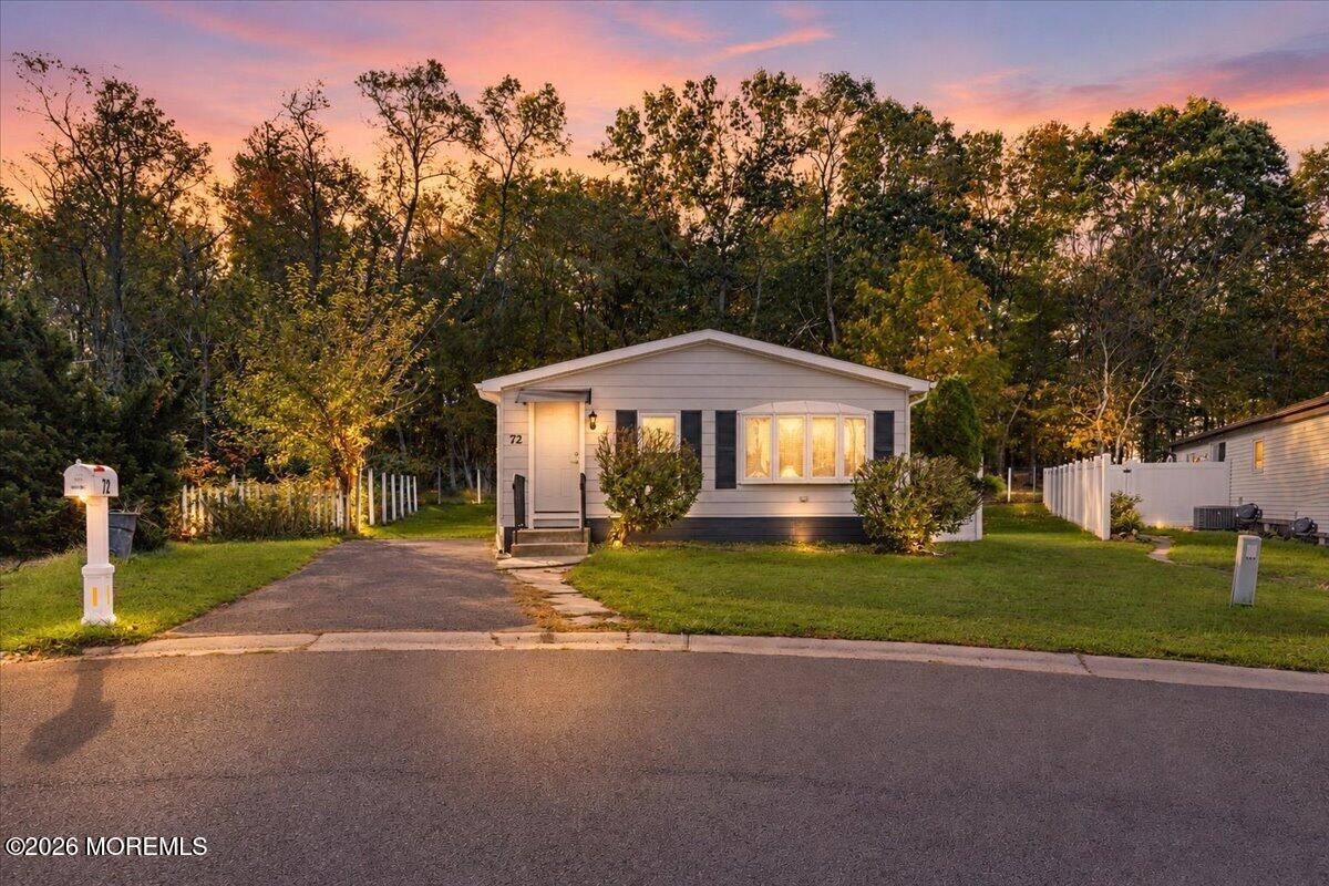 72 Deer Way Englishtown NJ 07726