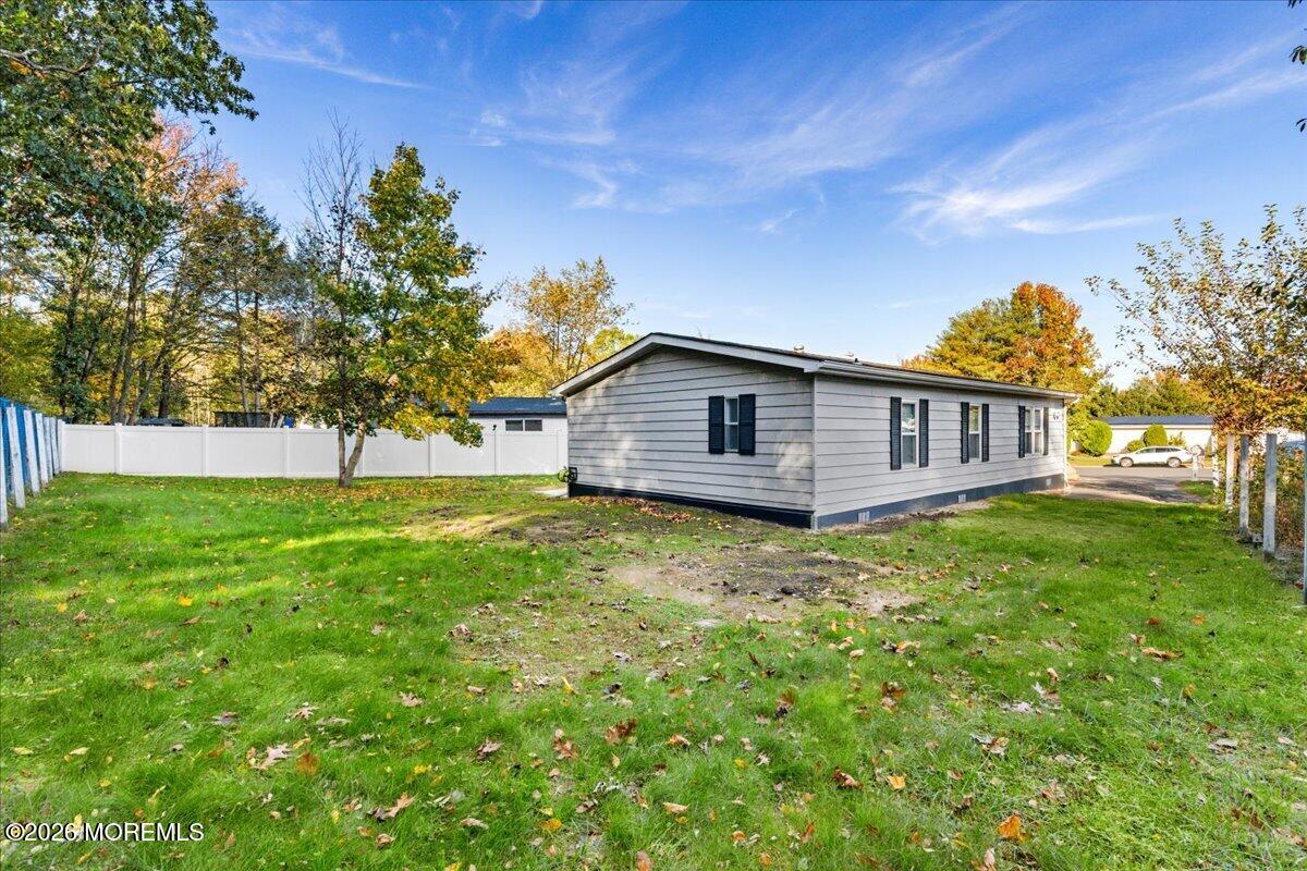 72 Deer Way Englishtown NJ 07726