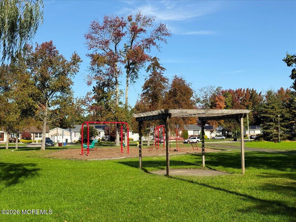 72 Deer Way Englishtown NJ 07726