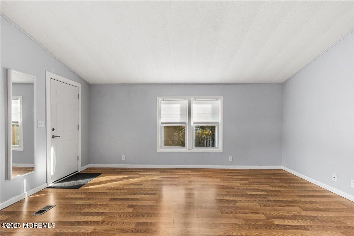 72 Deer Way Englishtown NJ 07726