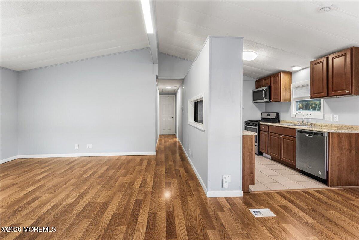 72 Deer Way Englishtown NJ 07726