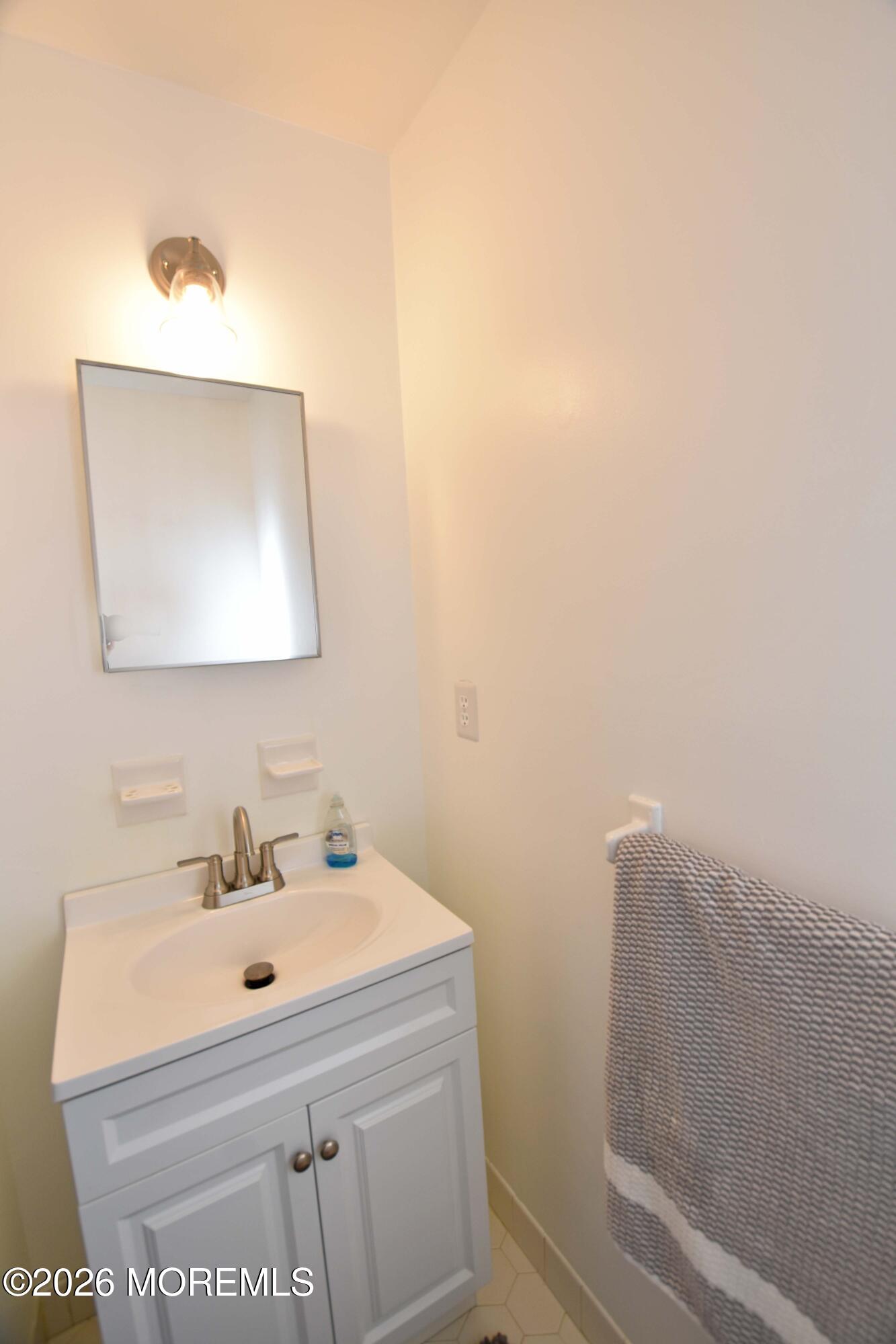 534 Davids Court Lakewood NJ 08701