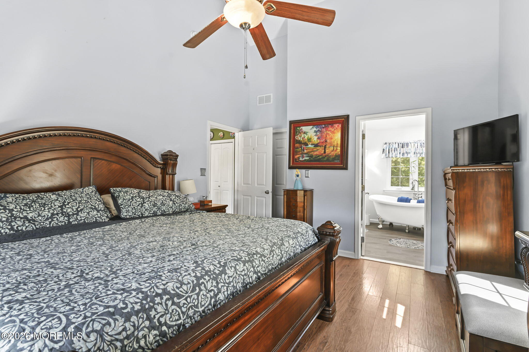 52 Diamond Lane Howell NJ 07731
