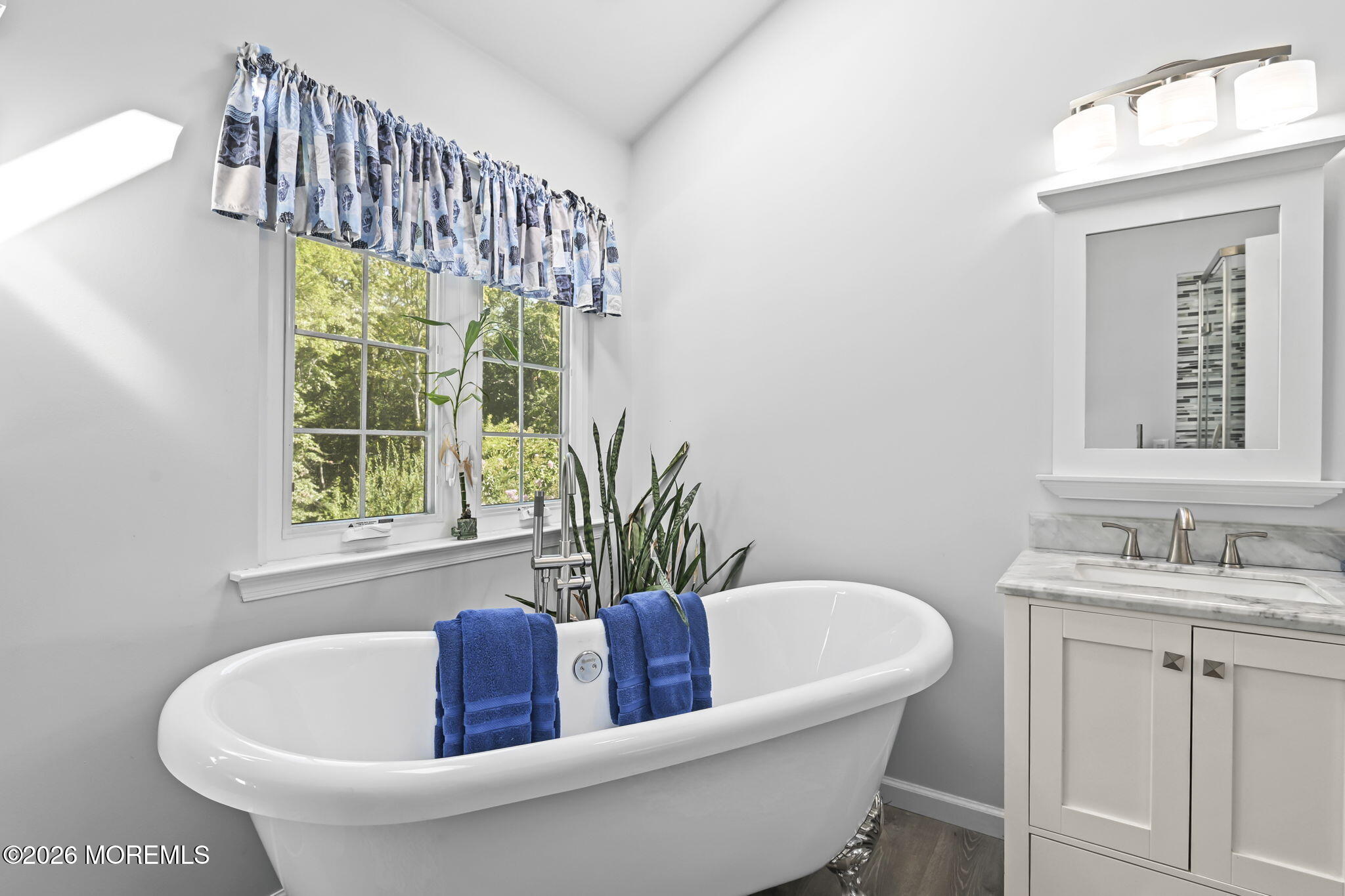 52 Diamond Lane Howell NJ 07731