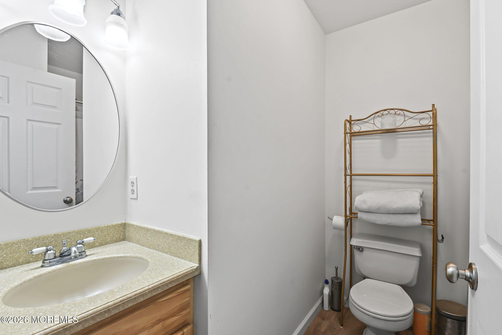 52 Diamond Lane Howell NJ 07731