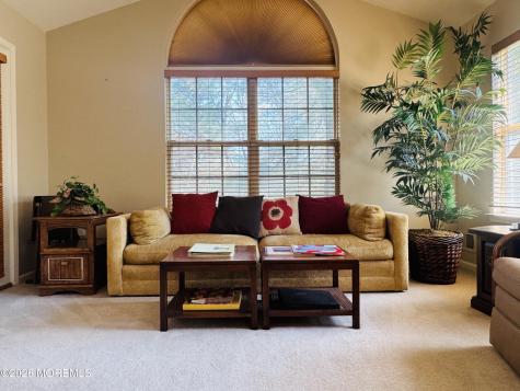 27 Rosewood Drive Lakewood NJ 08701