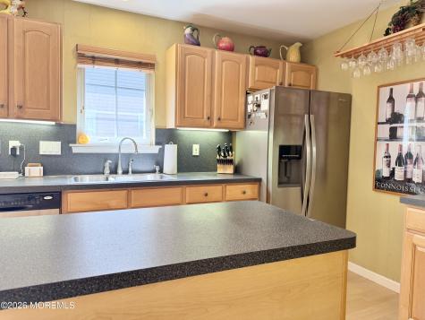 27 Rosewood Drive Lakewood NJ 08701
