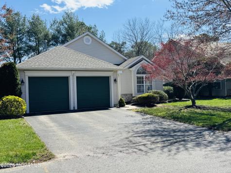 27 Rosewood Drive Lakewood NJ 08701