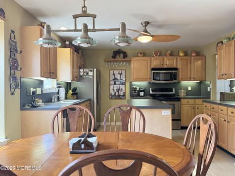 27 Rosewood Drive Lakewood NJ 08701