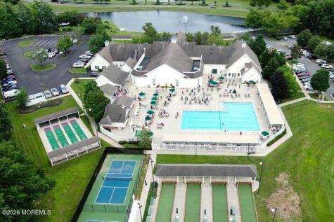 27 Rosewood Drive Lakewood NJ 08701