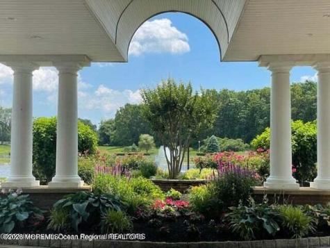 27 Rosewood Drive Lakewood NJ 08701