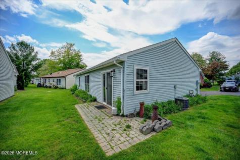 20 Jaffreyton Close Freehold NJ 07728