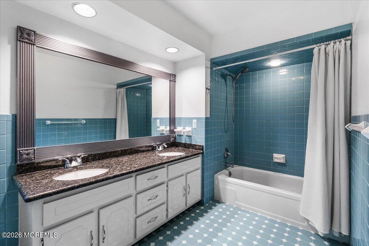49 Pheasant Run Freehold NJ 07728