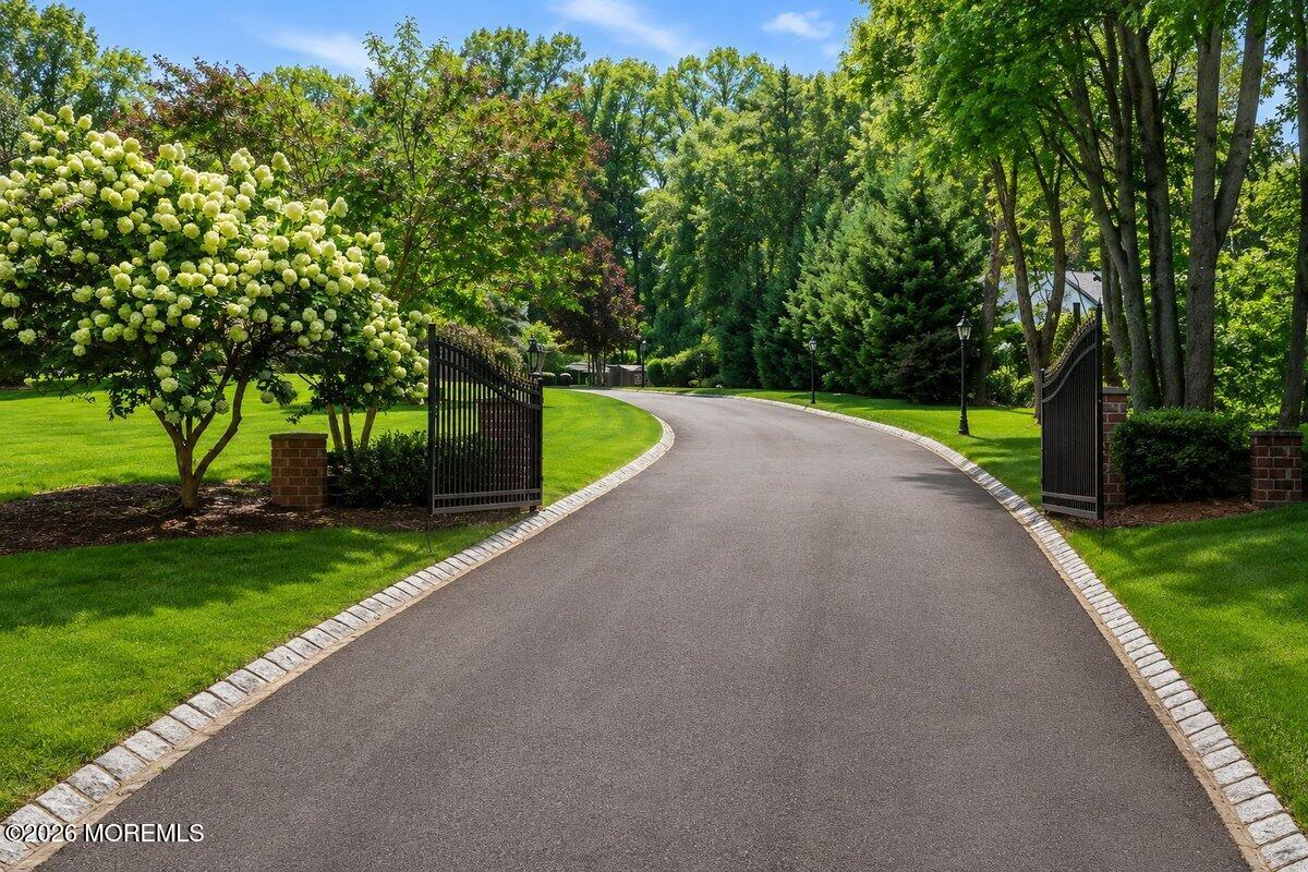216 Holland Road Holmdel NJ 07733