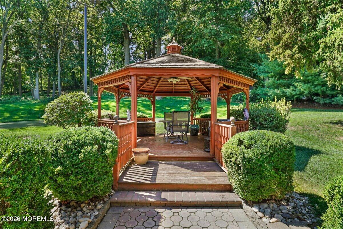 216 Holland Road Holmdel NJ 07733