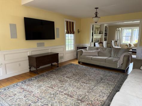 14 Silverbrook Place Lincroft NJ 07738