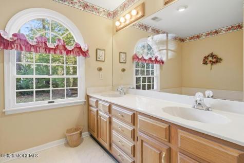 2287 Coral Leaf Road Toms River NJ 08755