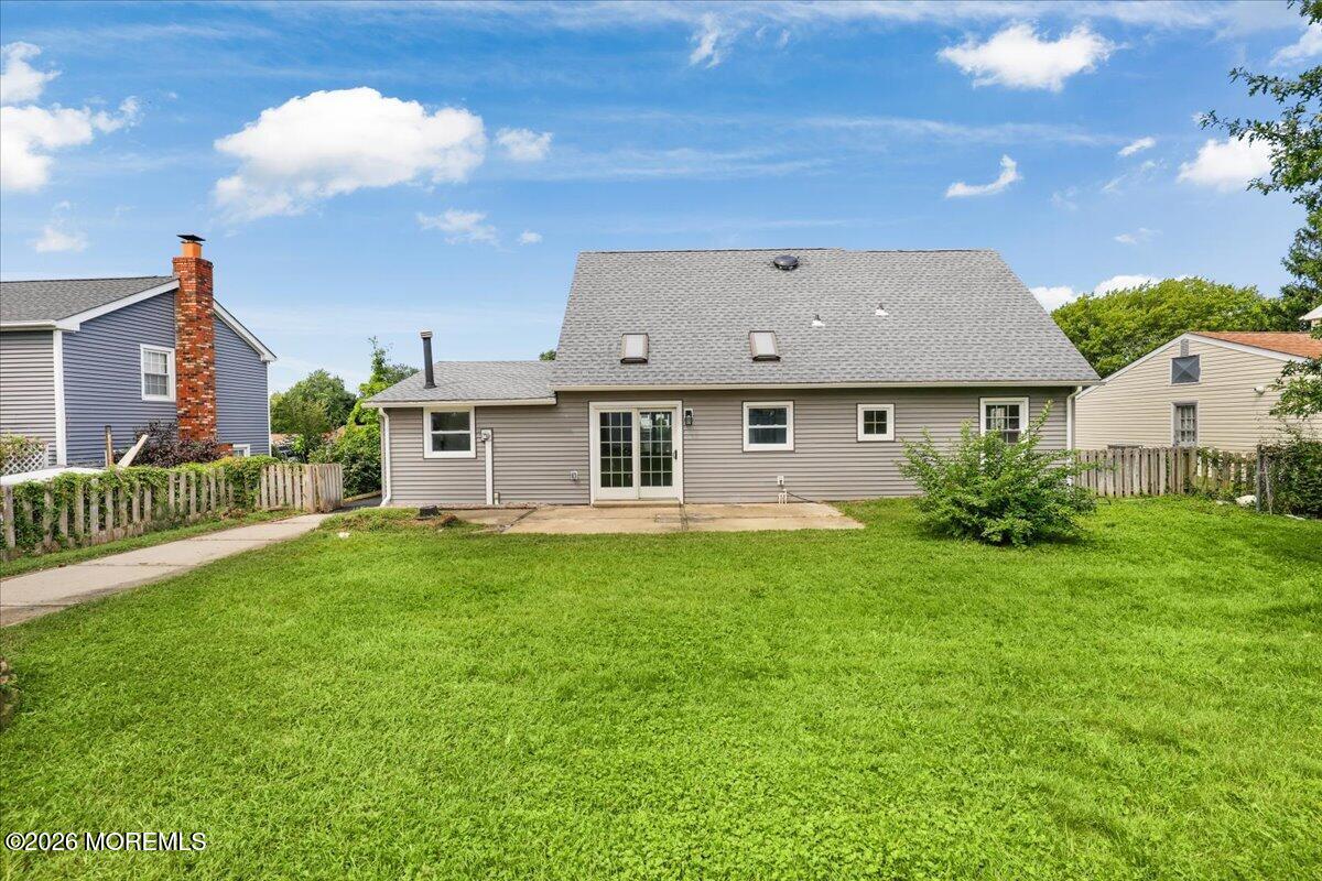 28 Fayette Lane Matawan NJ 07747