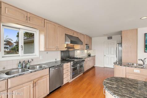 320 Fisk Avenue Brielle NJ 08730