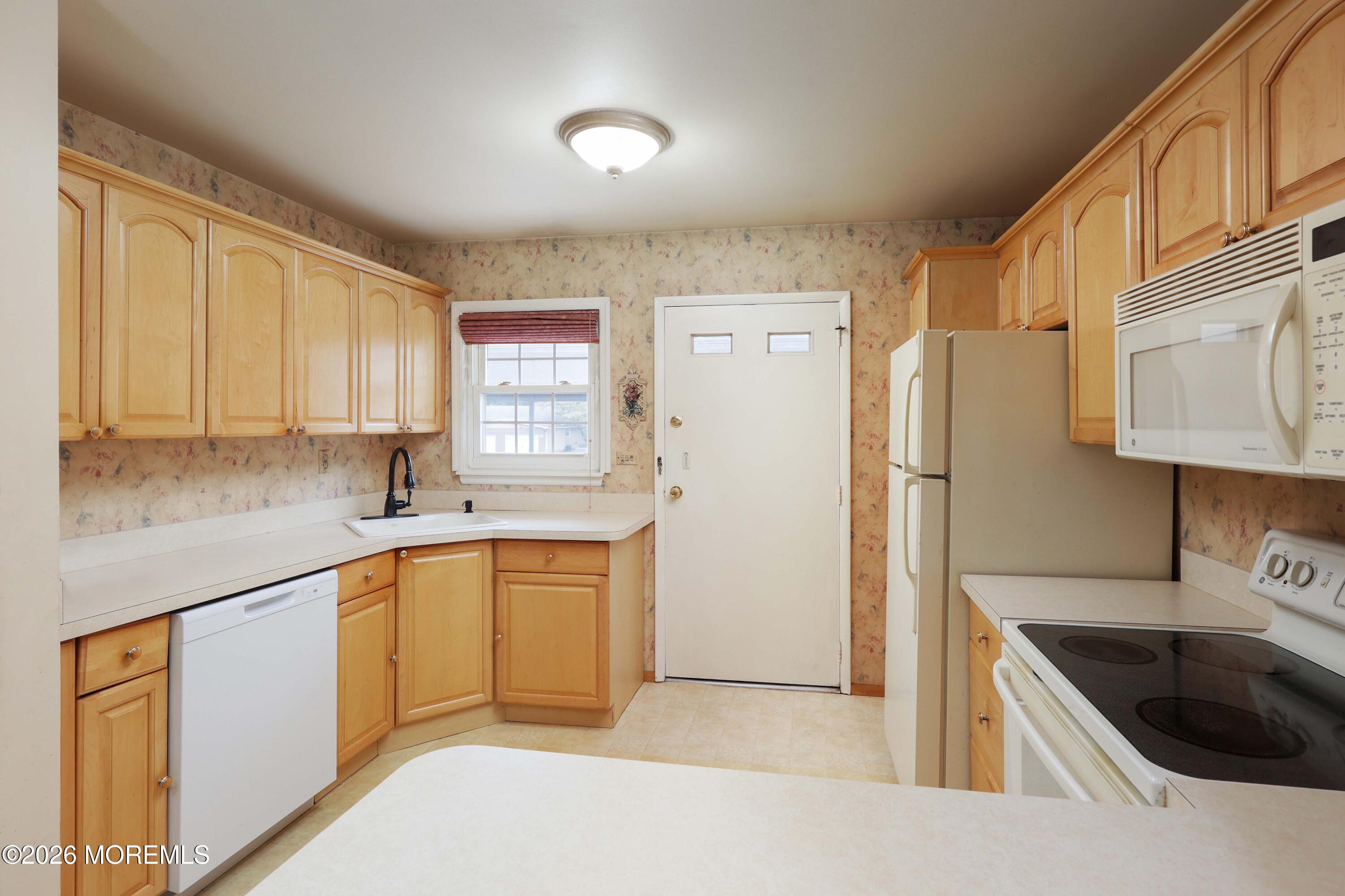 62C Buckingham Drive Lakewood NJ 08701