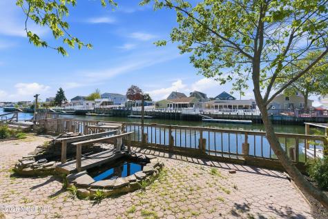 48 Lake Michigan Drive Little Egg Harbor NJ 08087