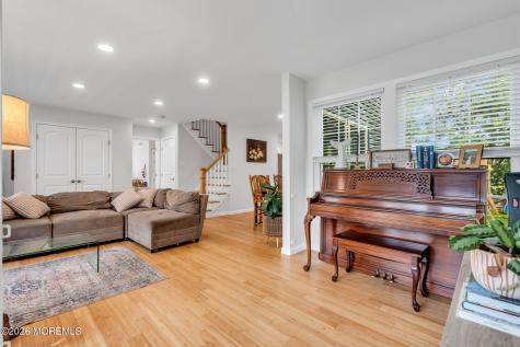 402 W Prospect Avenue Keyport NJ 07735